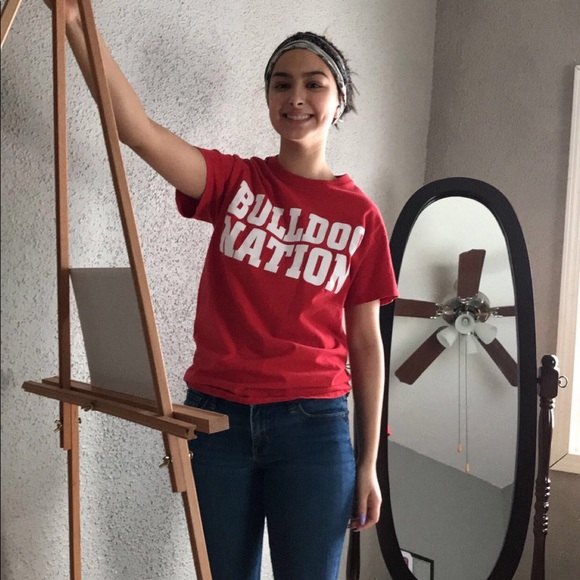 Meet your Posher, Leticia - Picture 1 of 1